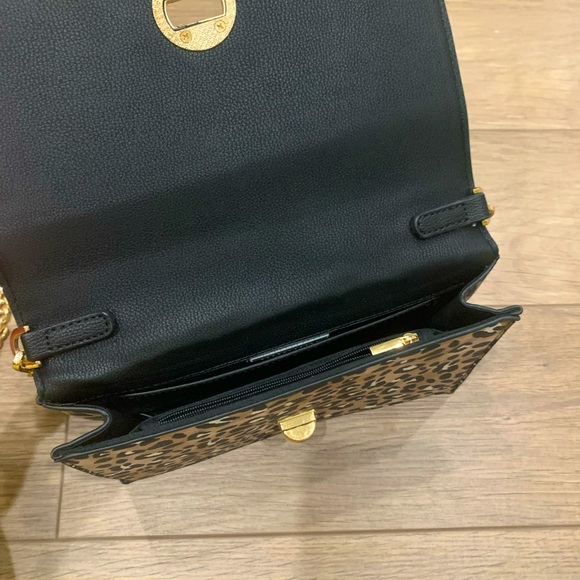 Leopard print purse - Picture 5 of 6